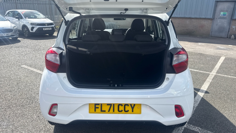 Hyundai i10 1.0 MPi SE Connect 5dr Petrol Hatchback